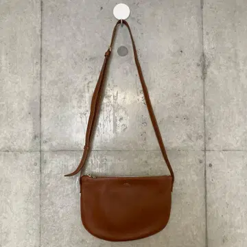 A.P.C. / maelys 아페쎄 브라운 가죽 숄더백