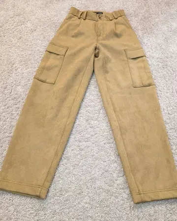 [ 고품질 ] 바나나리퍼블릭 스웨이드 느낌 카고 팬츠 0