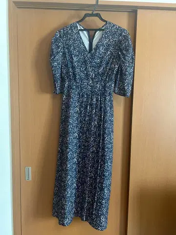 네이비 꽃무늬 원피스 사이즈 01