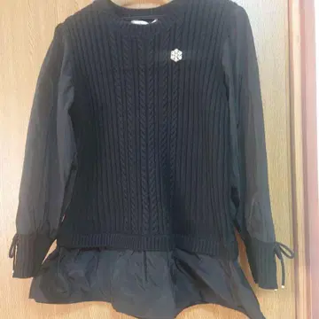 슈퍼뷰티 꽈배기 패턴 니트