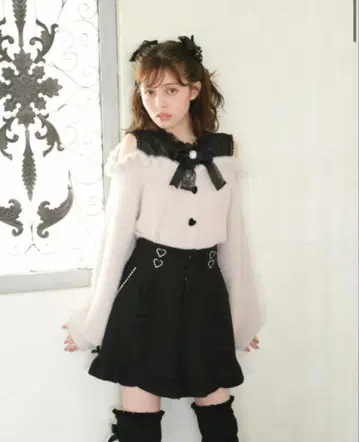 LIZ LISA 레이어드 스타일 어깨 트임 니트