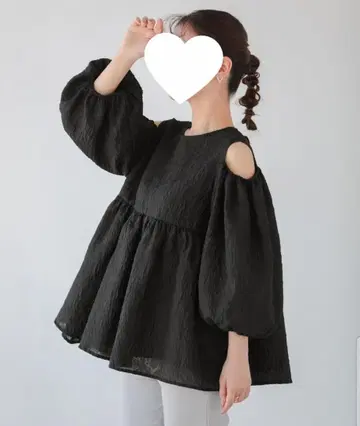 fitmore 오픈 숄더 롱 슬리브 자카드 상의 핏모어