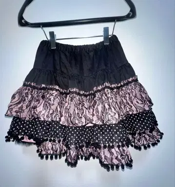 Bpn black peace now 고스로리 레이스 스커트