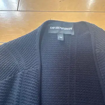EMPORIO ARMANI 블랙 가디건 38