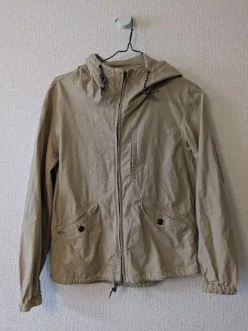 베이지 마운틴 파카 M 사이즈