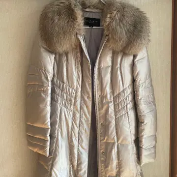 MATERIA 실버 퍼 포함 롱 코트 38