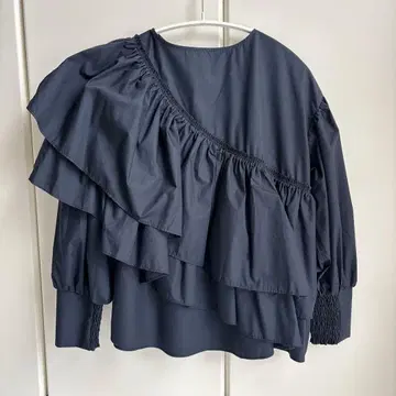 UNLIENS 프릴 긴팔 상의 네이비