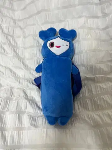 TWICE 쯔위 쯔부리 사선 백