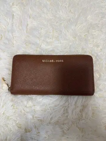 MICHAEL KORS 브라운 장지갑