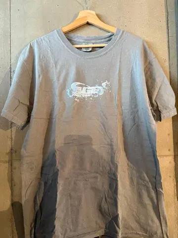 Age Factory 아이스 로고 T셔츠 그레이