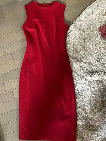 ZARA 빨간색 원피스