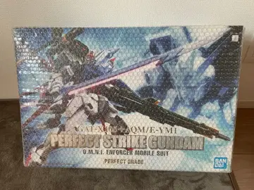 PG 1/60 퍼펙트 스트라이크 건담