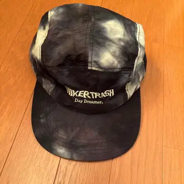 하이카 트래쉬 hikertrash 캡 DAYDREAMER