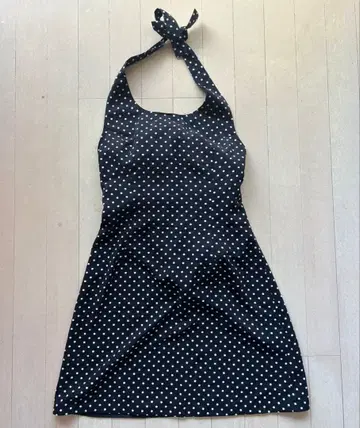 SUIVI. 슬리브리스 도트 무늬 원피스