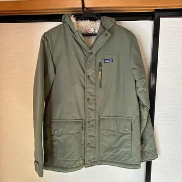 patagonia 후드 부착 코트 올리브 그린