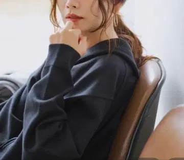 타카야마 나오코 씨 콜라보 후드티