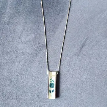 플라워 모티브 목걸이