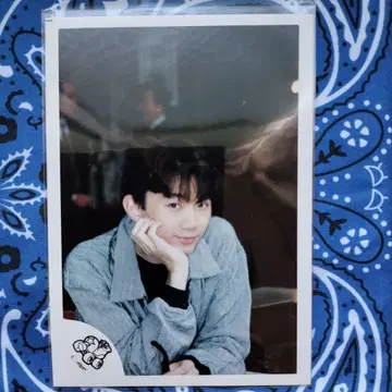 우츠미 코지 공식 사진