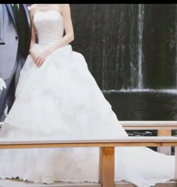 웨딩 드레스 화이트