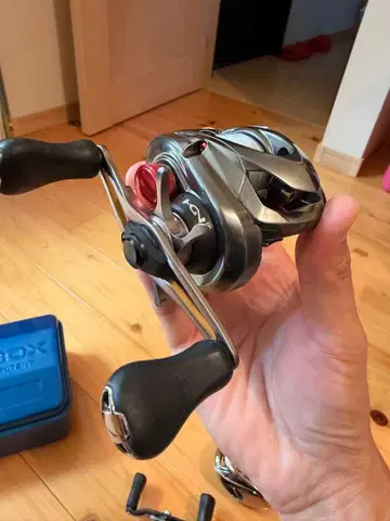 배스 낚시 은퇴 시마노 알데바란 BFS XG