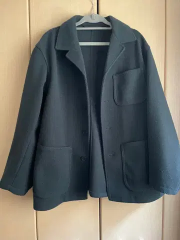 블랙 버튼 자켓