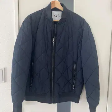 ZARA 네이비 퀼팅 자켓
