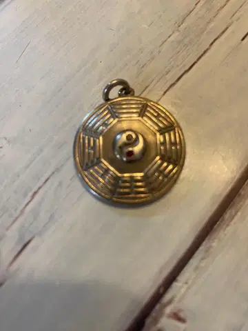 신비한 연구소 태극팔괘 루비 펜던트 탑