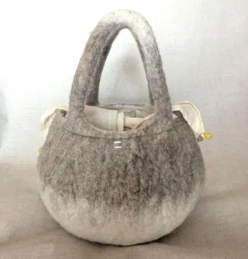 ENA KUAM (에나쿠암) 펠트 백 마루포테 투톤