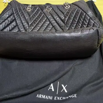 Armani Exchange 블랙 숄더백