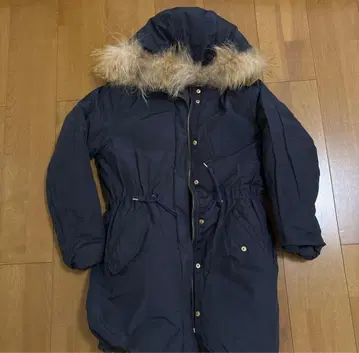 스픽앤스팬 리버서블 다운 코트