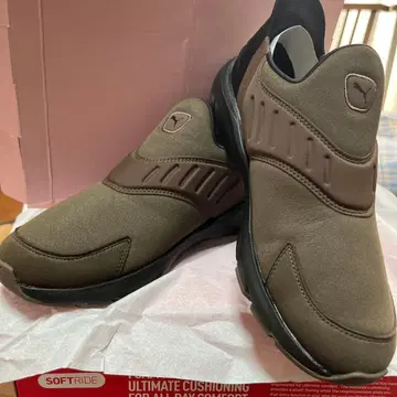 PUMA SOFTRIDE 브라운 스니커즈