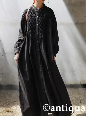 안티카 블랙 퀼팅 롱 원피스