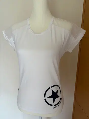 미카란세 화이트 T셔츠 별 로고