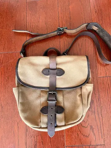 필슨 FILSON 스몰 러기드 트윌 필드 백