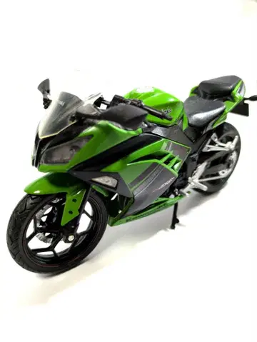 Kawasaki 닌자 바이크 피규어