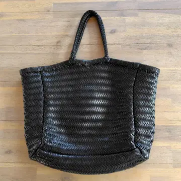 바그마티 가죽 토트백