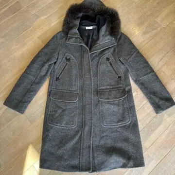 그레이 퍼 포함 롱 코트