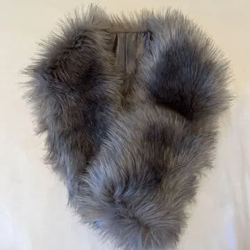 그레이 퍼스트올 볼륨 디자인