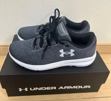 언더아머 UNDER ARMOUR 스니커즈 그레이 23.5