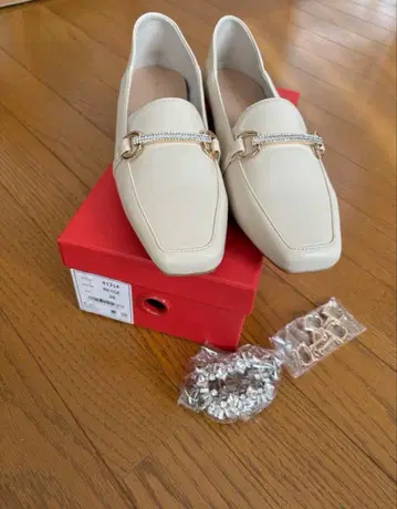 오리엔탈 트래픽 3way 모티브 바부쉬 로퍼