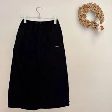 Gymphlex 블랙 롱 스커트