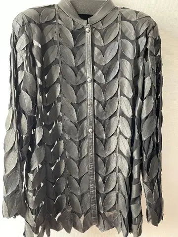 블랙 잎사귀 무늬 가죽 자켓 M 사이즈