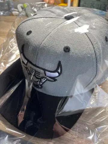 adidas 시카고 불스 스냅백 캡 그레이/블랙