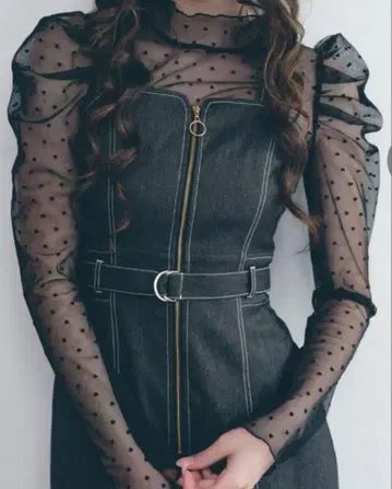 REDYAZEL 하트 플로키 튤 블라우스