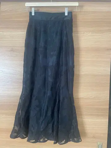 COCODEAL 리프 레이스 스커트