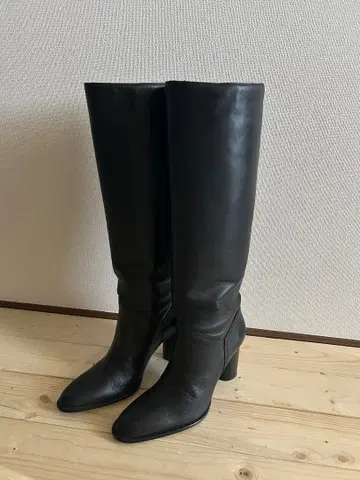 ZARA 블랙 가죽 롱 부츠