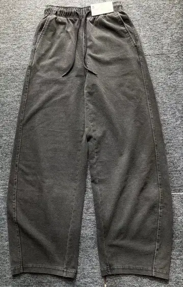 [ GU ] 데님 맨투맨 배럴 레그 팬츠 Q XS 허리 54-59cm