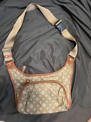 러셋 베이지 사코슈