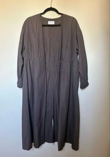 그린 라벨 릴랙싱 노카라 코트