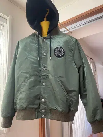 CABaN 밀리터리 점퍼